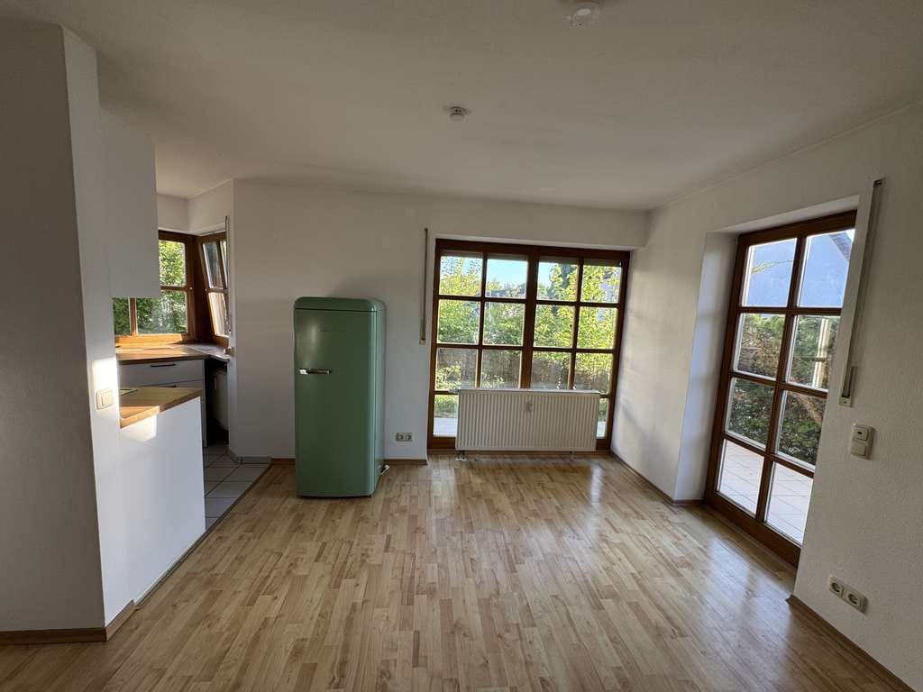 Immobilie in Pfaffenhofen an der Ilm - Helle komfortable 2-Zimmer-Wohnung mit privatem Garten, Terrasse und Tiefgarage - Bild 0