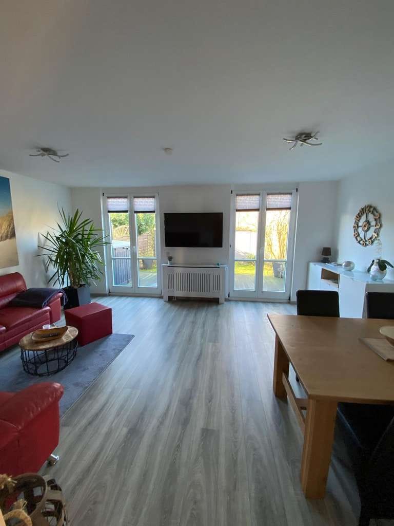 Immobilie in Binz - Stilvoll saniertes Reihenmittelhaus in Binz. Provisionsfrei vom Eigentümer. - Bild 1