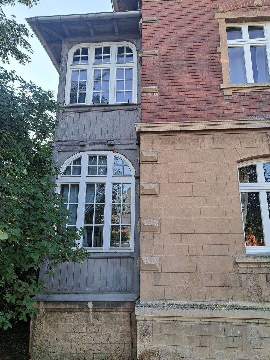 Immobilie in Herzberg (Elster) - Eine eigene Wohnung im schönen Altbau mit Wintergarten, Gartenbereich und Garage. - Bild 1