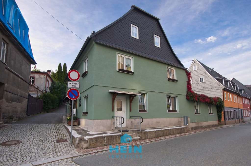 Immobilie in Lößnitz - Charmantes und gepflegtes Ein- bis Zweifamilienhaus im Herzen von Lößnitz - Bild 2