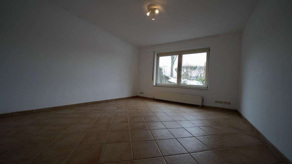 Immobilie in Waabs - MFH mit 4 Whg. auch als FeWo - Bild 2