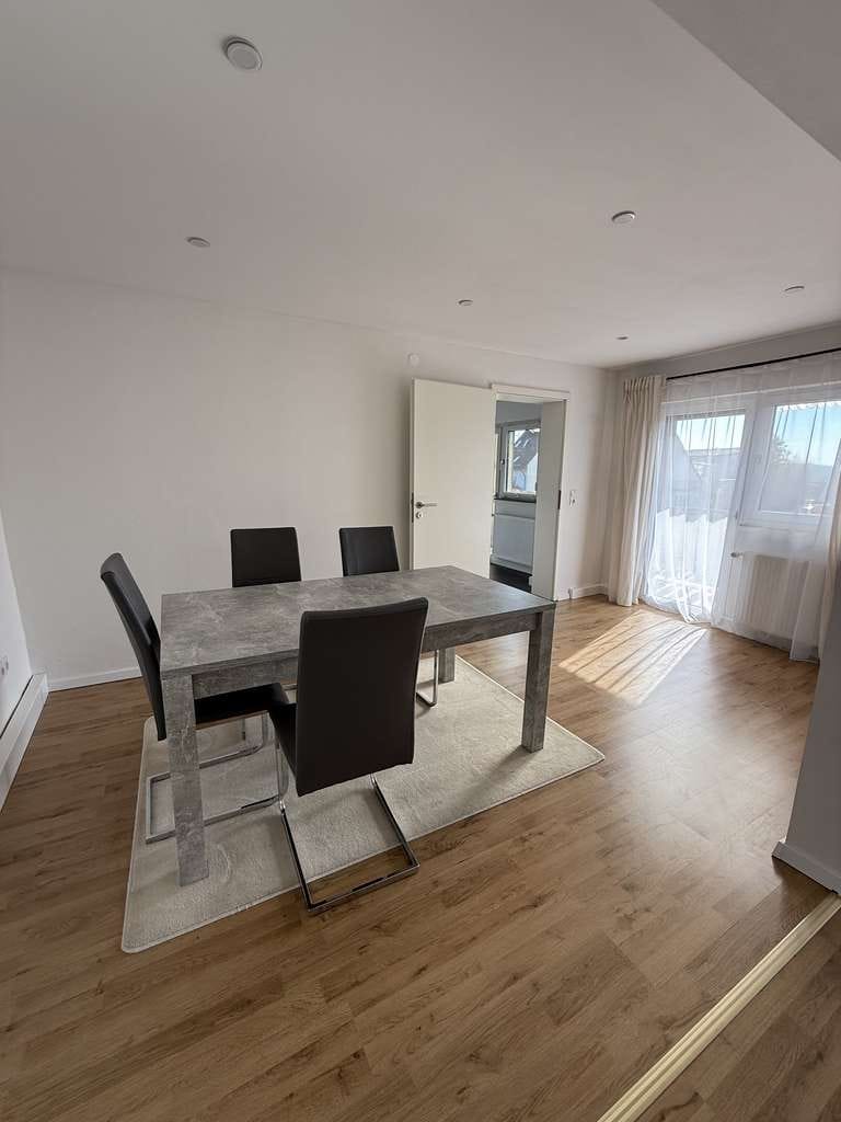 Immobilie in Enkenbach-Alsenborn - Schöne 4-Zimmer Wohnung mit EBK in Enkenbach-Alsenborn - Bild 2