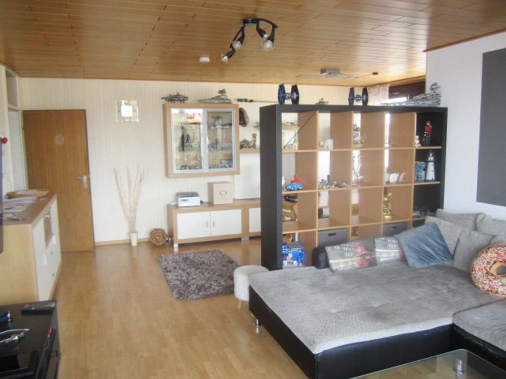 Immobilie in Wiesloch - Wiesloch, 4-ZKB: Gepflegte Eigentumswohnung (vermietet) im 9. OG. Mit Stellplatz und Garage. - Bild 3
