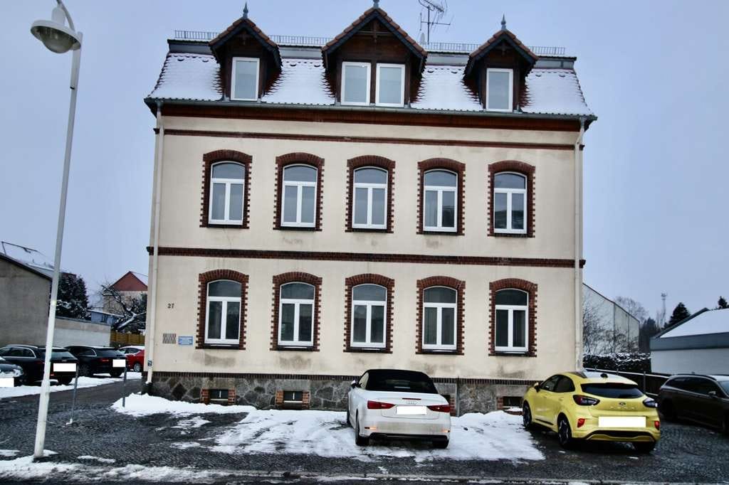 Immobilie in Kamenz - Kamjenc - +++ Gut erhaltenes Mehrfamilienhaus in der  Innenstadt von Kamenz! +++ - Bild 0