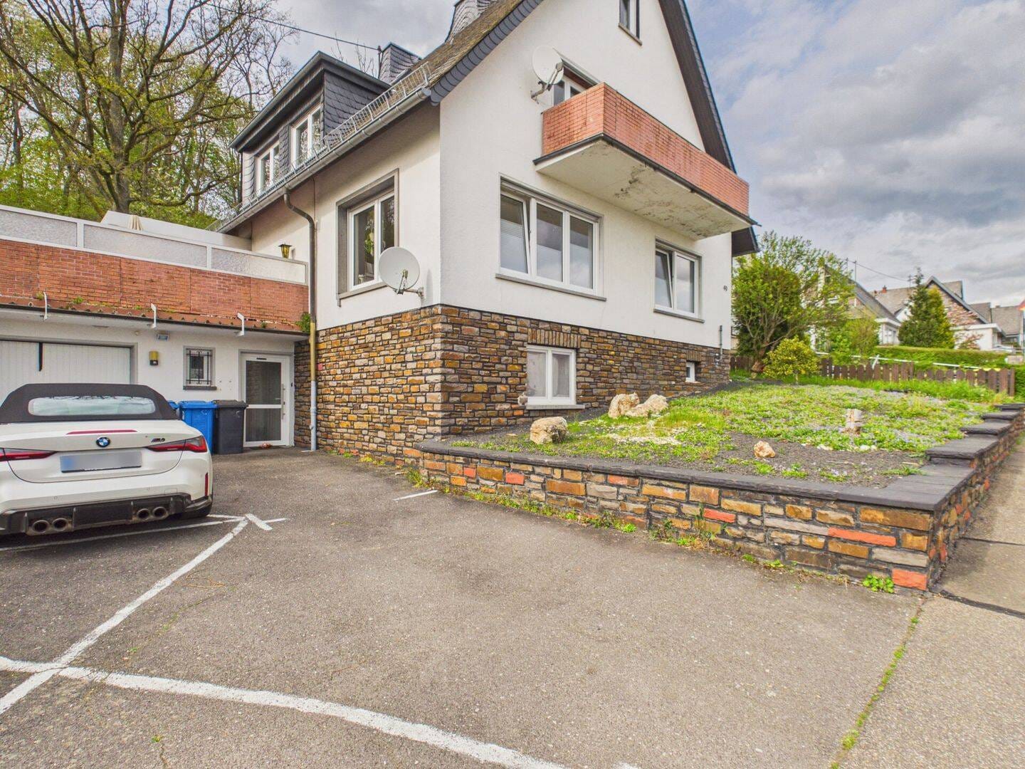 Immobilie in Dörth - Mehrfamilienhaus in Emmelshausen zu verkaufen. (4 Einheiten) - Bild 2