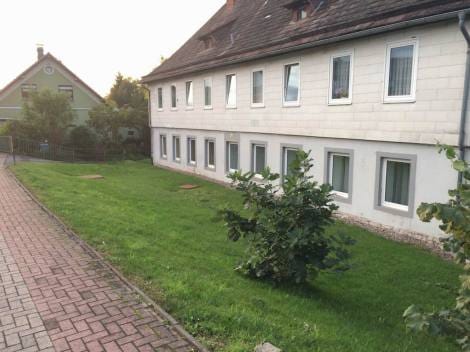 Immobilie in Bodenwerder - Schönes 12- Zimmer Mehrfamiellienhaus in toller Lage - Bild 0