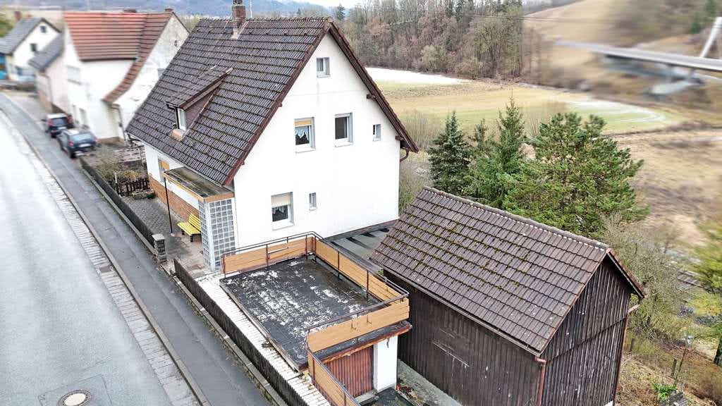 Immobilie in Untersteinach - Renovierungsjuwel – Ihr Projekt mit Charakter und Potenzial - Bild 3