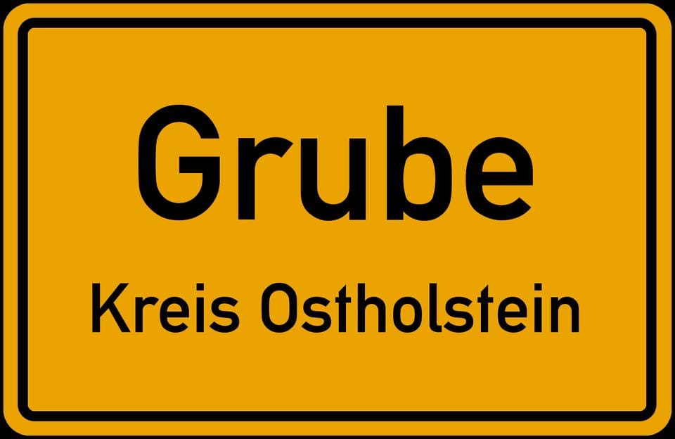 Immobilie in Grube - Wohn- und Geschäftshaus, gute Mieteinnahmen, 3 Wohnungen, 2 Geschäfte in 23749 Grube - Bild 0