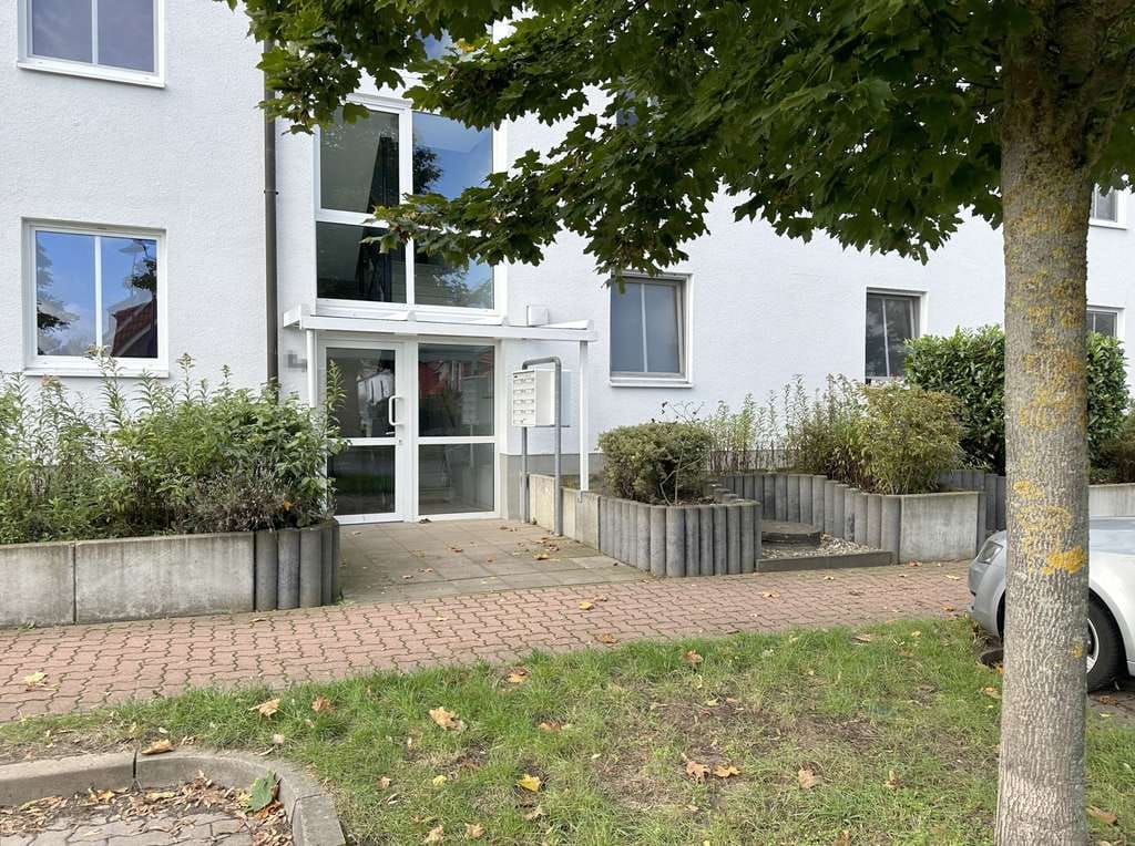 Immobilie in Laatzen - Gepflegte 2-Zimmer-Wohnung mit hellen Räumlichkeiten in ruhiger Lage - Bild 1