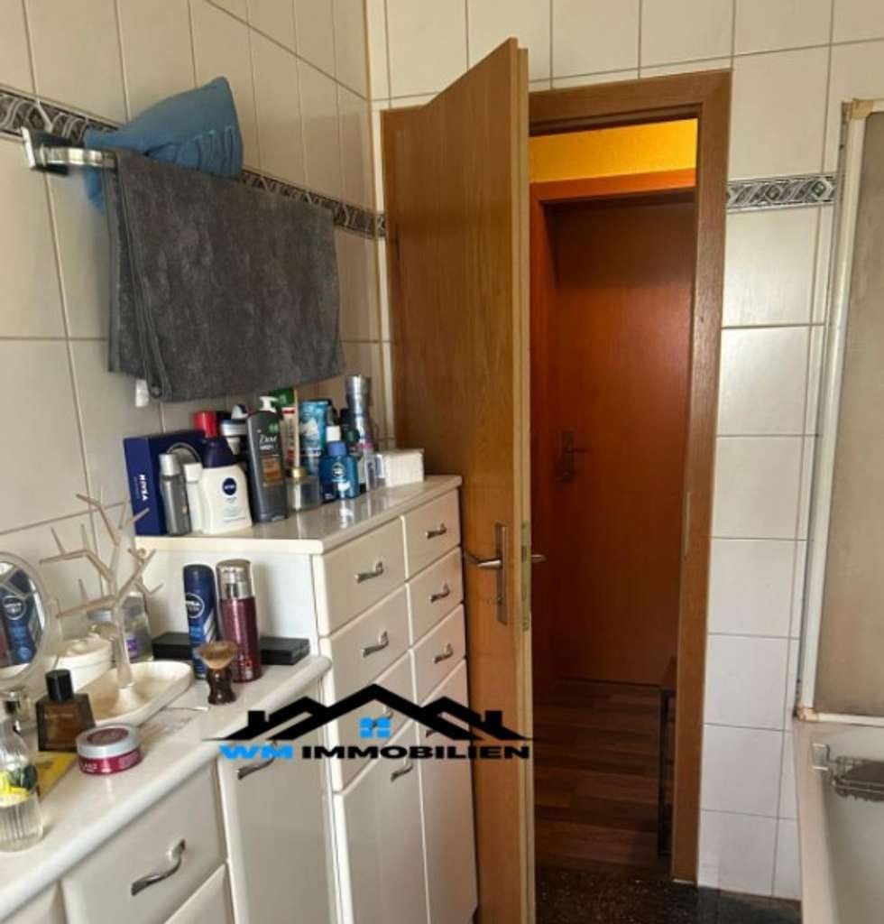 Immobilie in Neuberg - 5 Zimmer-Wohnung mit Garten zu verkaufen in 63543 Neuberg im 2 Familienhaus - Bild 4