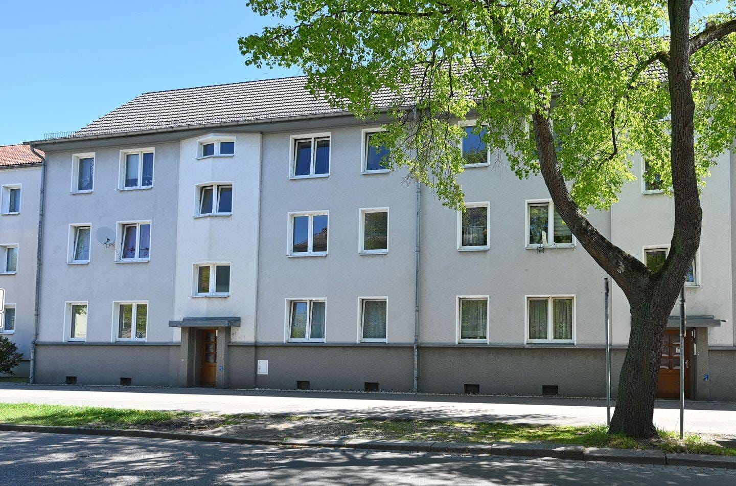 Immobilie in Weißenfels - Überschaubare Wohnanalage mit 6 Einheiten - Attraktiver Einstieg für Kapitalanleger - Bild 0