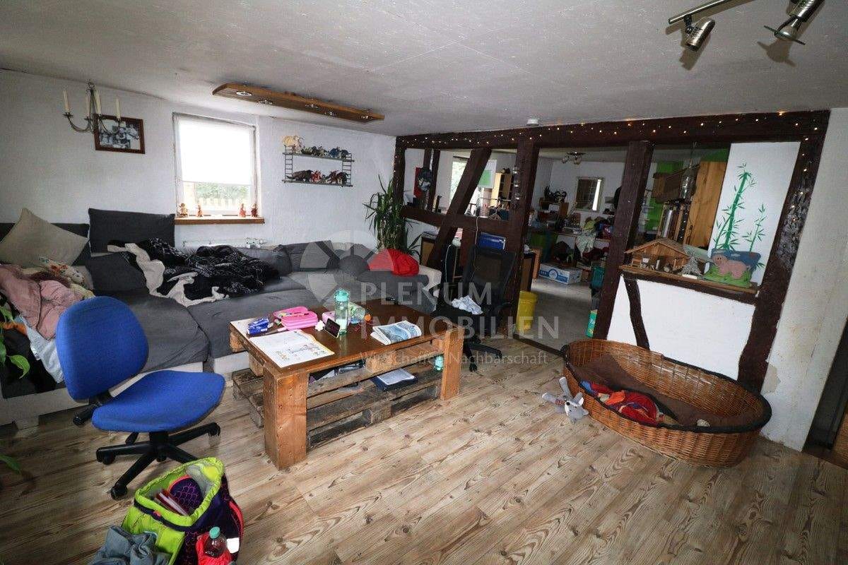 Immobilie in Langenbrettach - Einfamilienhaus mit großer Scheune in Langenbeutingen - Bild 1