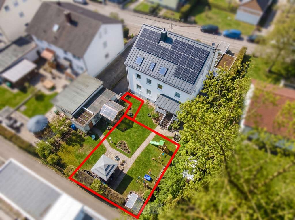 Immobilie in Tegernheim - Wohnen mit Charakter – Lichtdurchflutete 3,5-Zimmer-Wohnung im obersten Geschoss - Bild 2