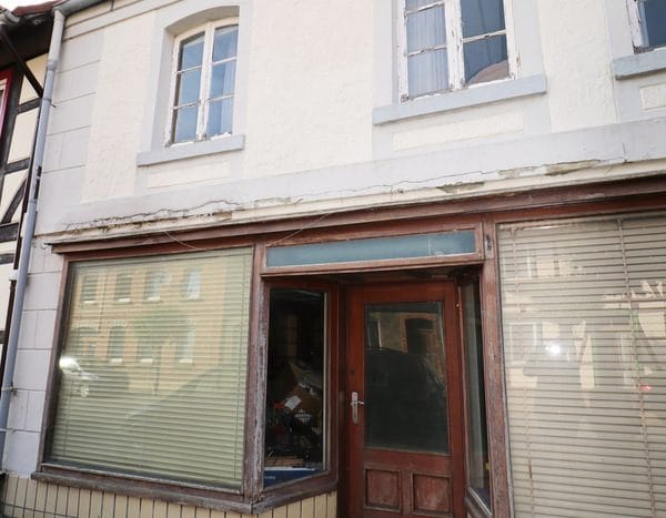 Immobilie in Schöppenstedt - Ideal für die Großfamilie mit handwerklichen Ambitionen - Bild 1