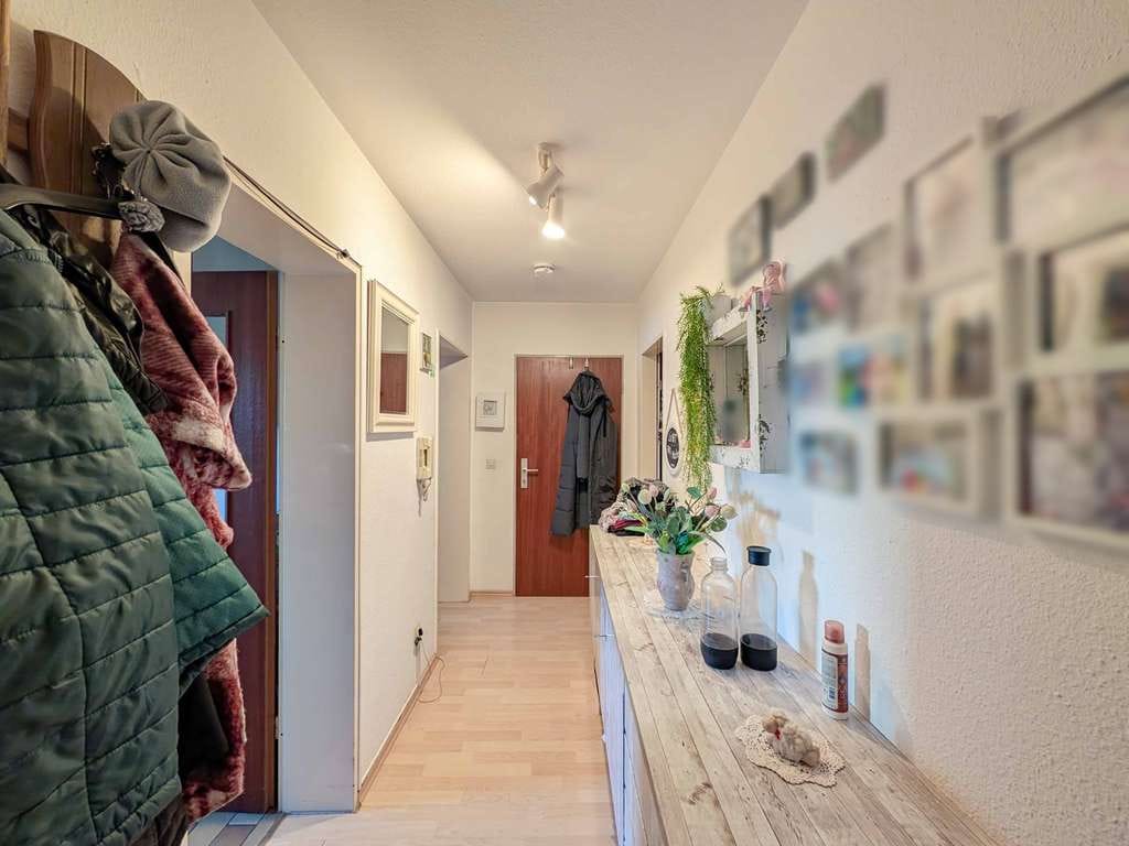 Immobilie in Plüderhausen - Gut geschnittene 2-Zimmer-Wohnung mit Balkon & Stellplatz - Bild 4