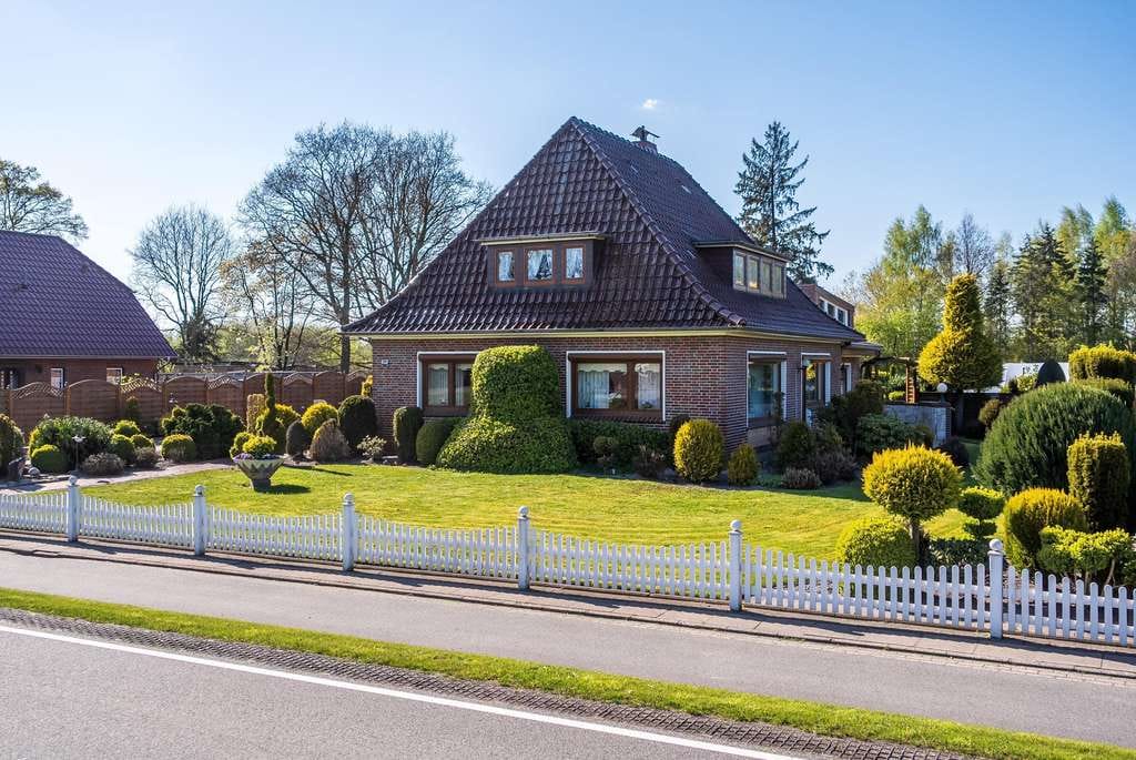 Immobilie in Apen - Modernisierter Bungalow mit Wintergarten und großem Garten in Augustfehn II - Bild 2