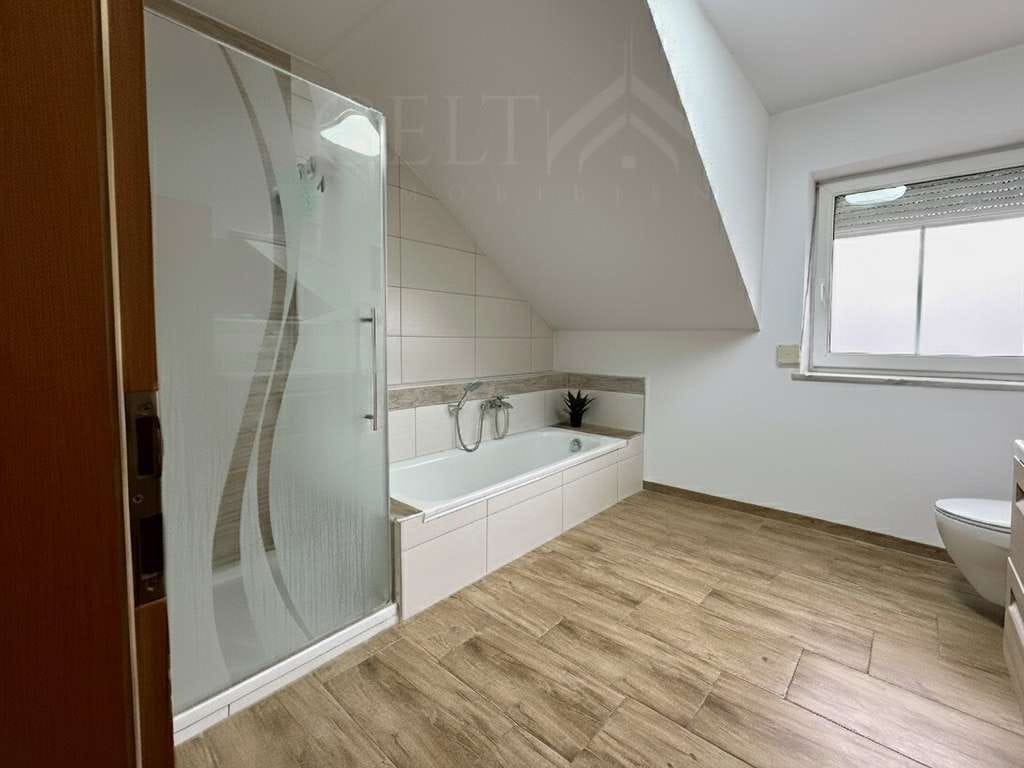 Immobilie in Geiselhöring - Wohnen mit Wohlfühlfaktor – 4-Zimmer-Reihenmittelhaus - Bild 2