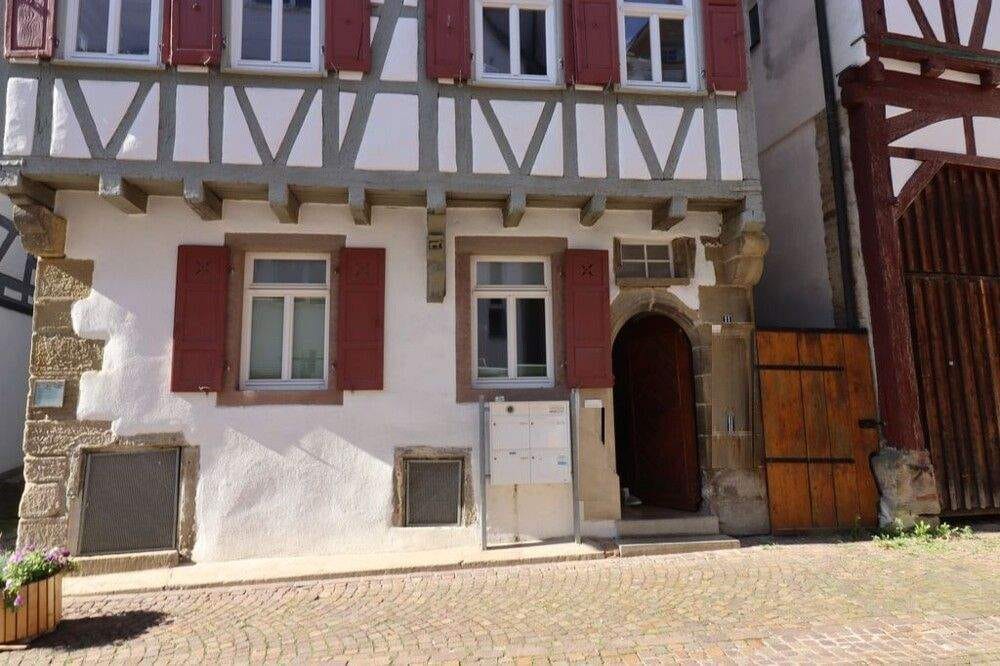 Immobilie in Bietigheim-Bissingen - Attraktives APPARTEMENT in bester Altstadtlage mit flexibler Nutzung zum WOHNEN oder ARBEITEN! - Bild 1