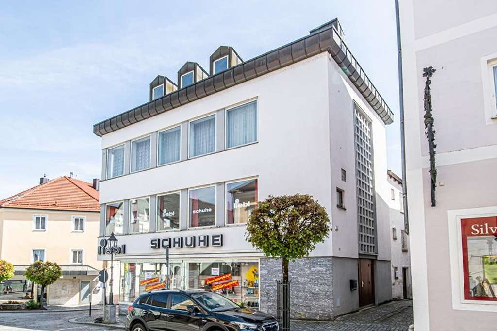 Immobilie in Bad Kötzting - Geschäftshaus Mitten im Herzen von Bad Kötzting - Bild 2