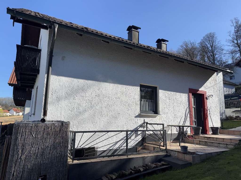 Immobilie in Eggenfelden - Charmantes Einfamilienhaus in ruhiger Wohnlage - Bild 3