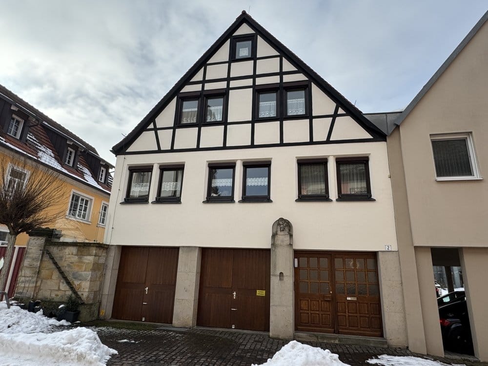 Immobilie in Ebern - Zentral gelegenes Einfamilienhaus in der Eberner Altstadt - Bild 0