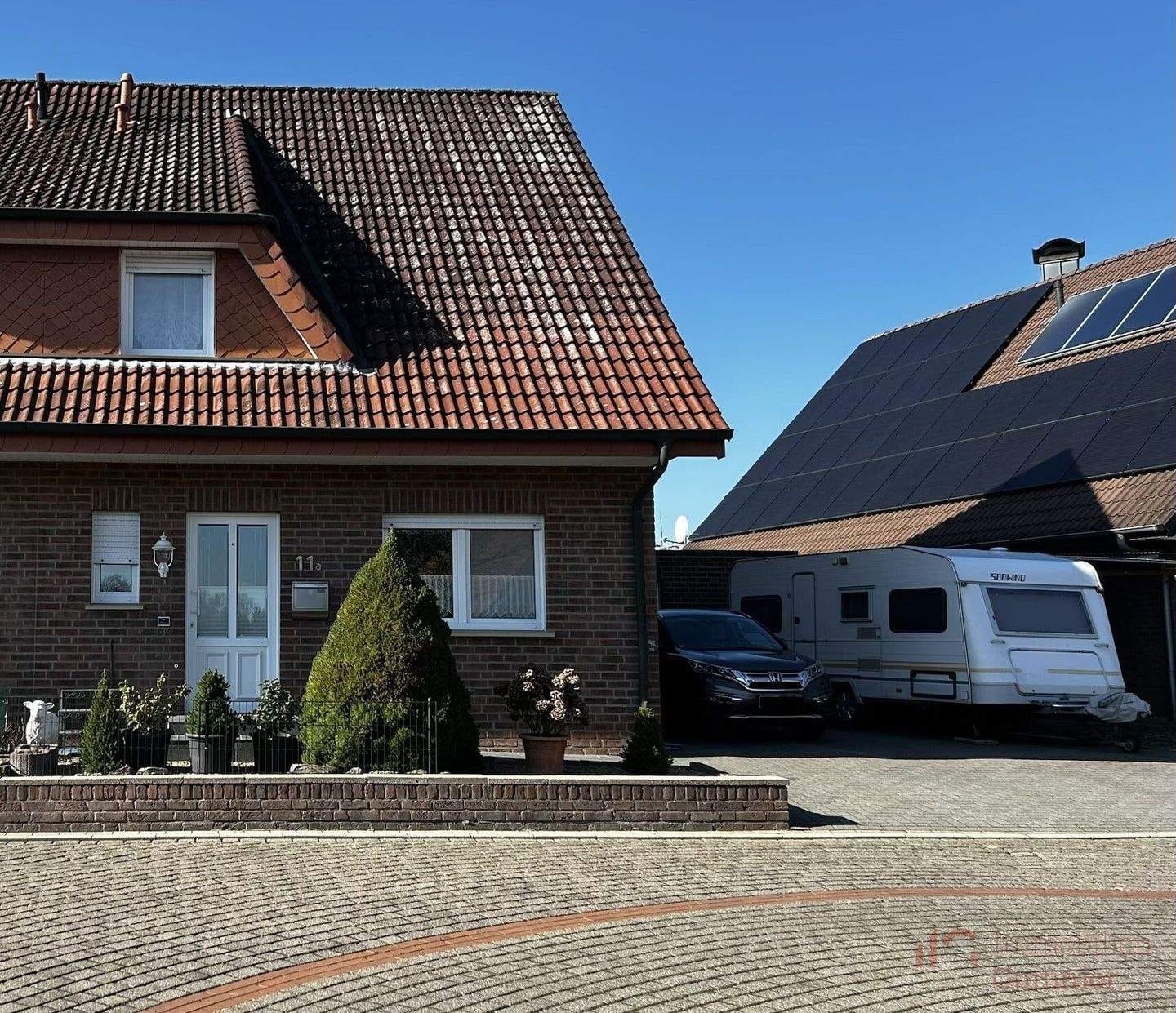 Immobilie in Salzbergen - IMMOBILIEN GUMNIOR präsentiert: familienfreundliche Doppelhaushälfte in beliebter Lage von Salzbergen - Bild 0