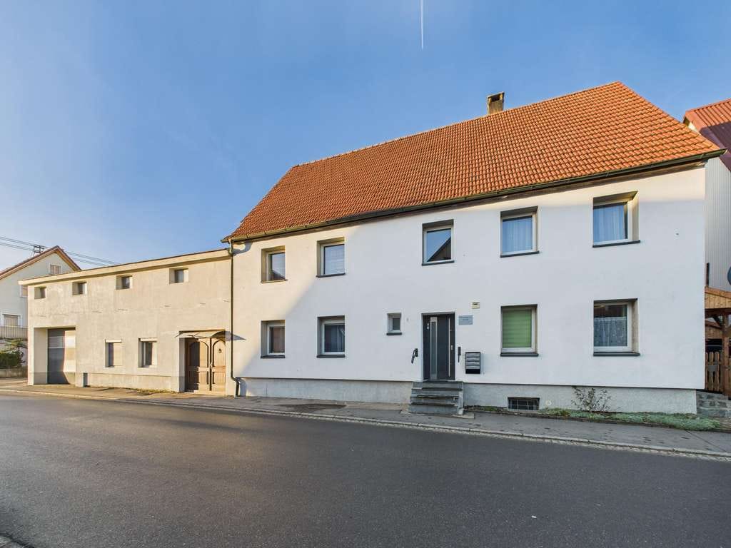 Immobilie in Laichingen - Charmantes Wohn- und Gewerbeensemble mit hoher Renditechance - Bild 0