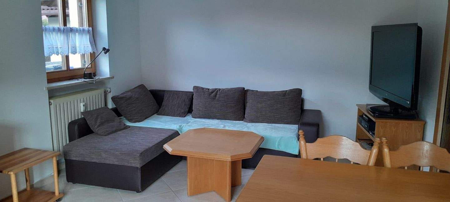 Immobilie in Unterwössen - Maisonette-Wohnung (EG und UG) mit Garten - Bild 2