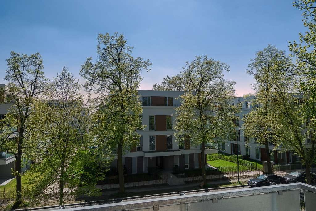Immobilie in Potsdam - Singleapartment mit Südbalkon & Pkw-Stellplatz # Babelsberg-Süd - Bild 0
