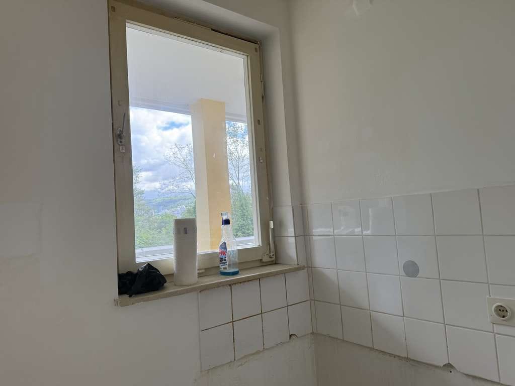 Immobilie in Sandhausen - Gepflegte 1-Zimmer-Wohnung mit großzügiger Loggia und Stellplatz - Bild 4