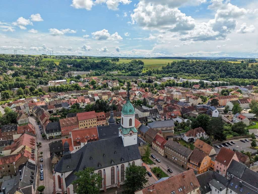 Immobilie in Roßwein - Gepflegtes Mehrfamilienhaus im historischen Stadtkern von Roßwein - Bild 0