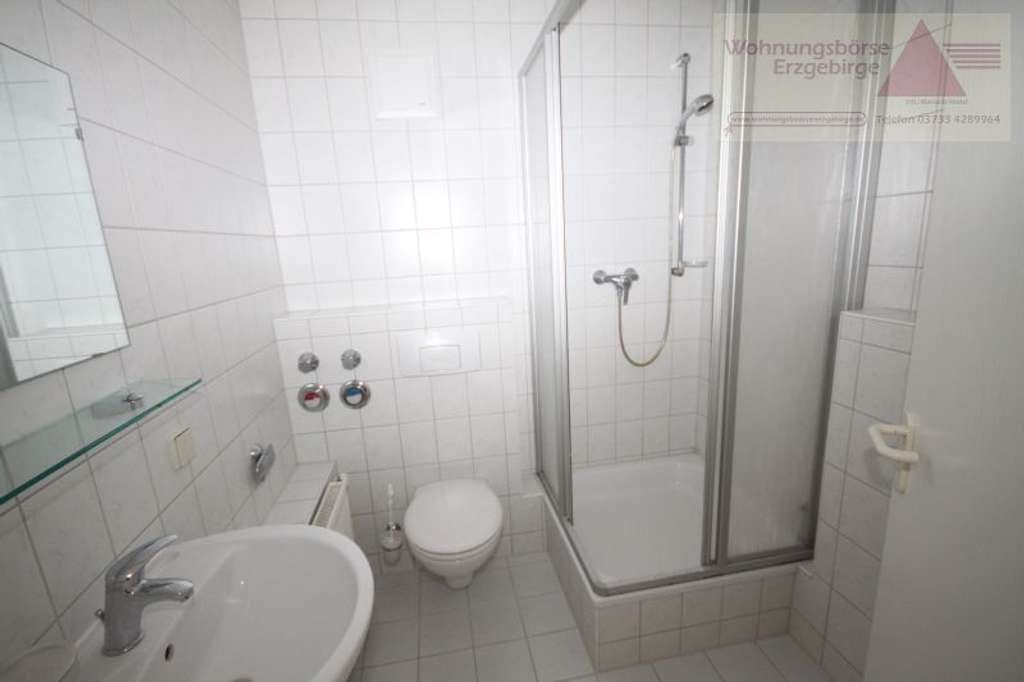 Immobilie in Annaberg-Buchholz - Kapitalanlage in Top-Lage: Vermietete Eigentumswohnung mit Balkon & Aufzug in Annaberg-Buchholz - Bild 2