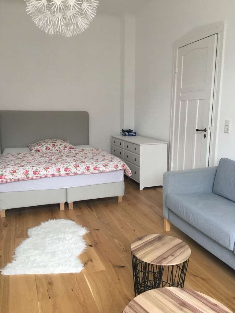 Immobilie in Flensburg - Bismarckstr. 42, 24943 Flensburg - 1. OG Whg. 3 klein - Bild 2