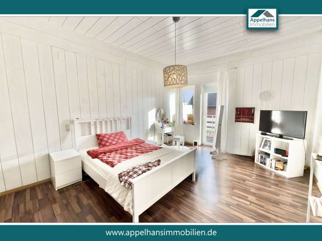 Immobilie in Beckum - Einzigartiges Familienhaus mit Charakter, Kamin und Gartenidylle - Bild 1