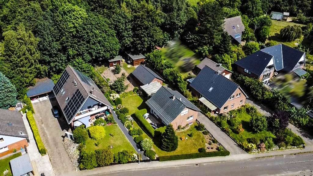 Immobilie in Welmbüttel - Gepflegtes Einfamilienhaus in ruhiger Sackgassenlage nahe dem Kreisforst - Bild 1