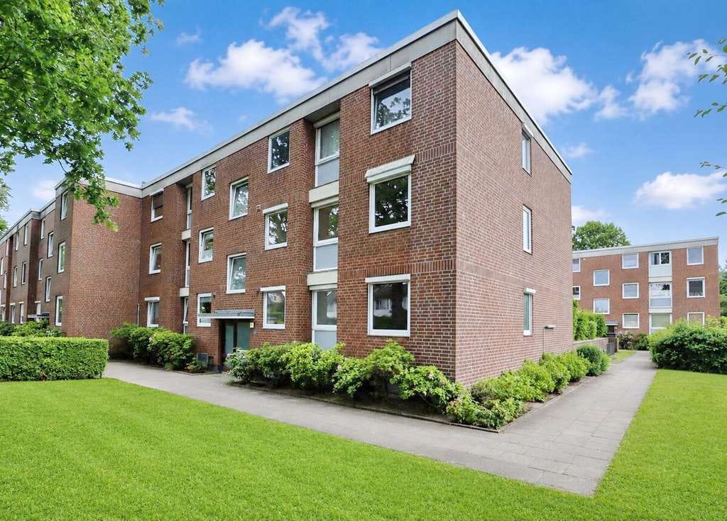 Immobilie in Rellingen - Großzügige Eigentumswohnung mit Balkon & TG-Stellplatz in Rellingen - Bild 1