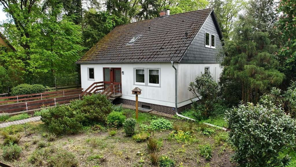 Immobilie in Meinersen - Gepflegtes Wohnhaus mit Garage auf  schön angelegtem Grundstück - Bild 3