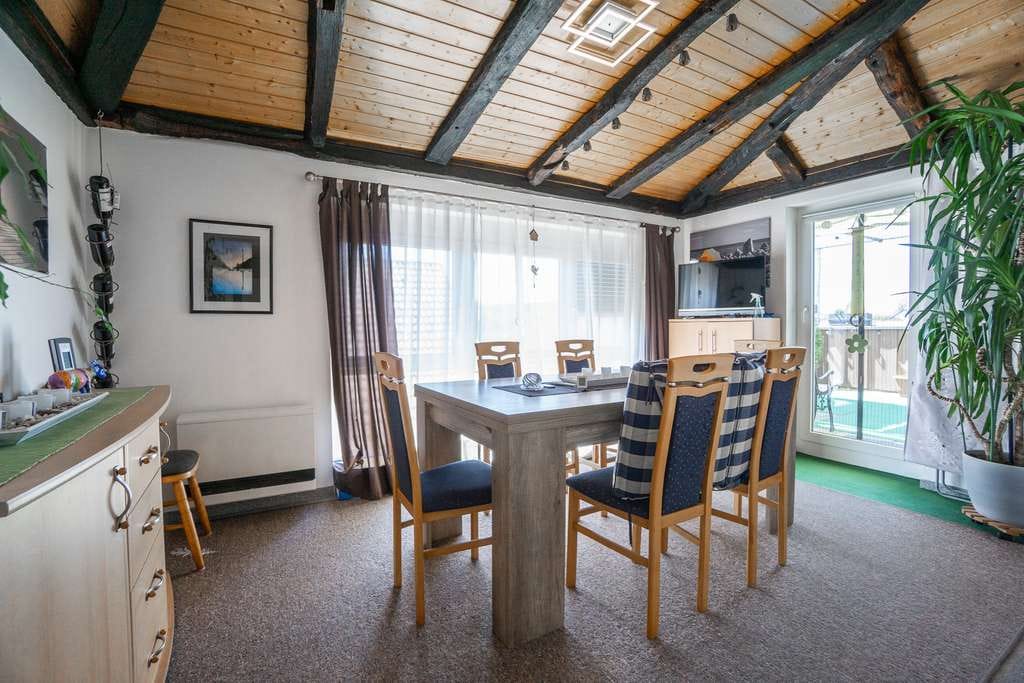 Immobilie in Krauchenwies - Über den Dächern von Ablach – großzügige 4-Zimmer-Wohnung mit Dachterrasse - Bild 2