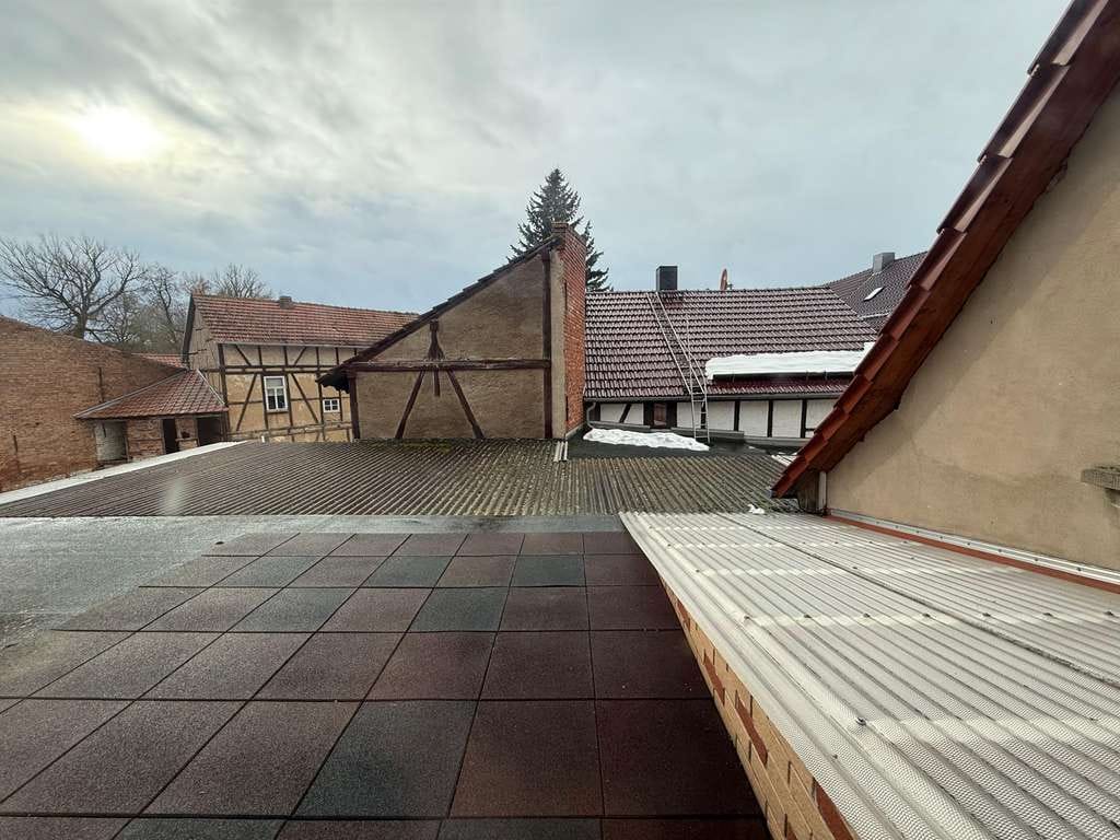 Immobilie in Mühlhausen - beziehbares EFH mit Hofgrundstück in ruhiger Ortsrandlage - Bild 1