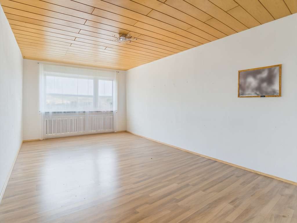 Immobilie in Obersulm - Traumhafte Feldrandlage in Obersulm – Stilvolle Wohnung mit einzigartigem Ausblick - Bild 1