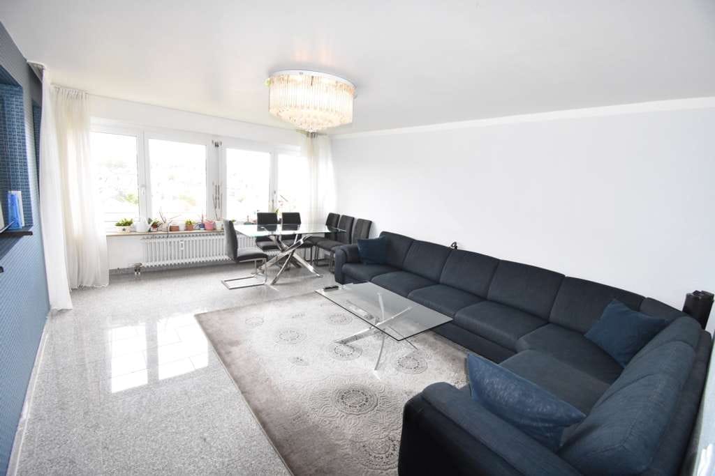 Immobilie in Gärtringen - GÄRTRINGEN-SOFORT FREI: Gepflegte 3,5-Zimmer-Whg. mit Aufzug & TG-Stellplatz - Bild 0