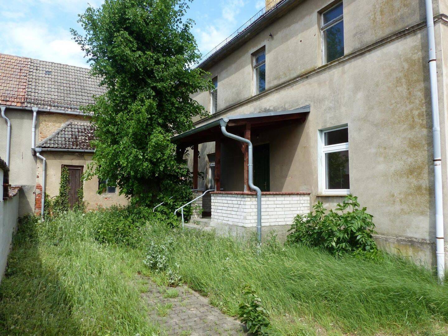 Immobilie in Arzberg - Großzügiges Einfamilienhaus in der Gemeinde Arzberg zu verkaufen - Bild 2
