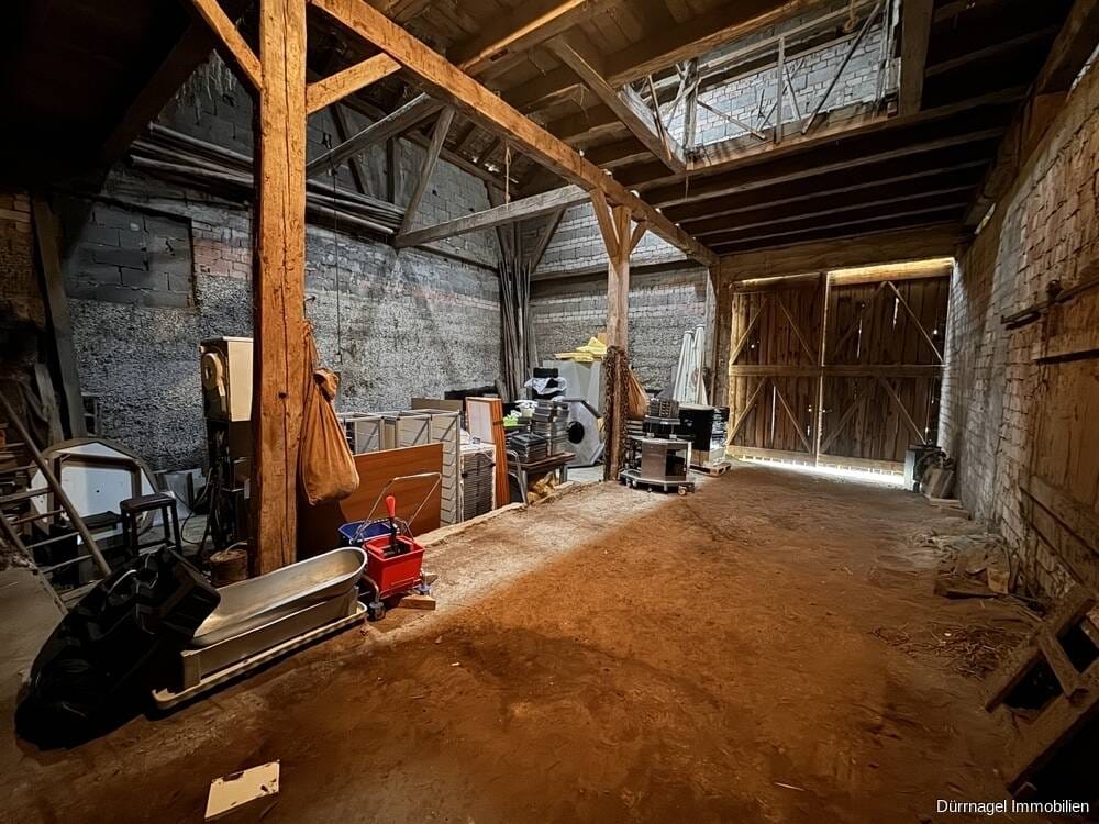Immobilie in Weikersheim - Haus mit Garten und Scheune - Bild 4