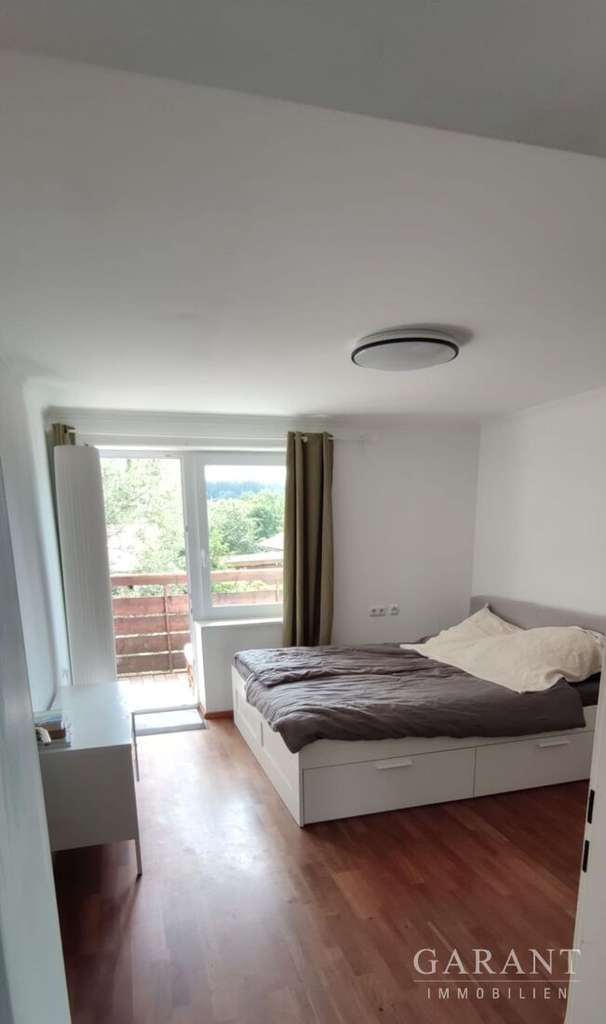Immobilie in Fuchstal - Drei-Parteien-Haus als lukrative Kapitalanlage oder zur Eigennutzung - Bild 2