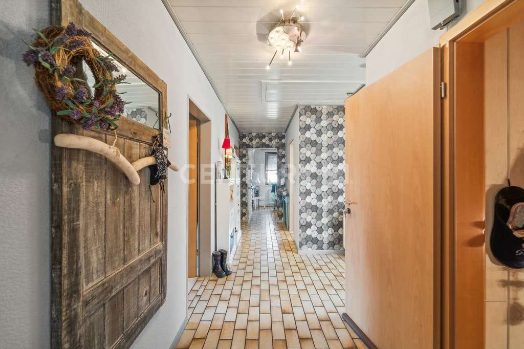 Immobilie in Bassum - ** Zweifamilienhaus mit Vollkeller ** - XL Haus bietet Platz für jeden - Bild 4