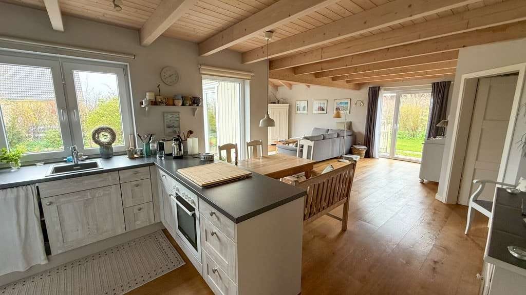 Immobilie in Grundhof - Wohntraum in Küstennähe: Moderner Vierck-Holzhaus-Bungalow mit Top-Ausstattung - Bild 3