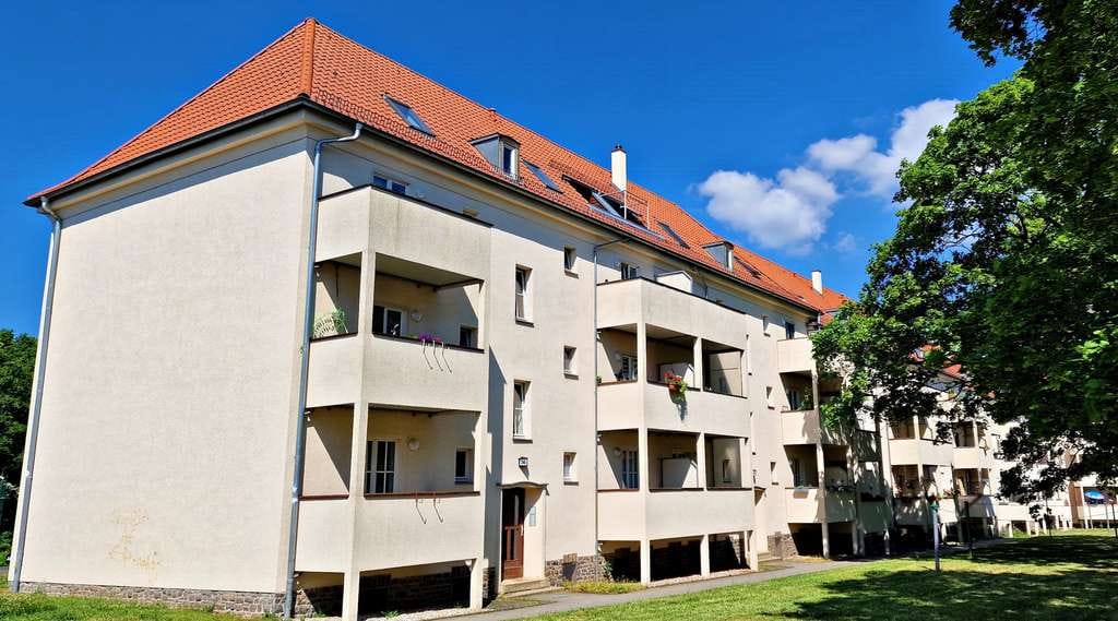 Immobilie in Taucha - ** Taucha ** Erstklassige 2-Raumwohnung  mit Balkon und Stellplatz ** J E T Z T zugreifen ** - Bild 2