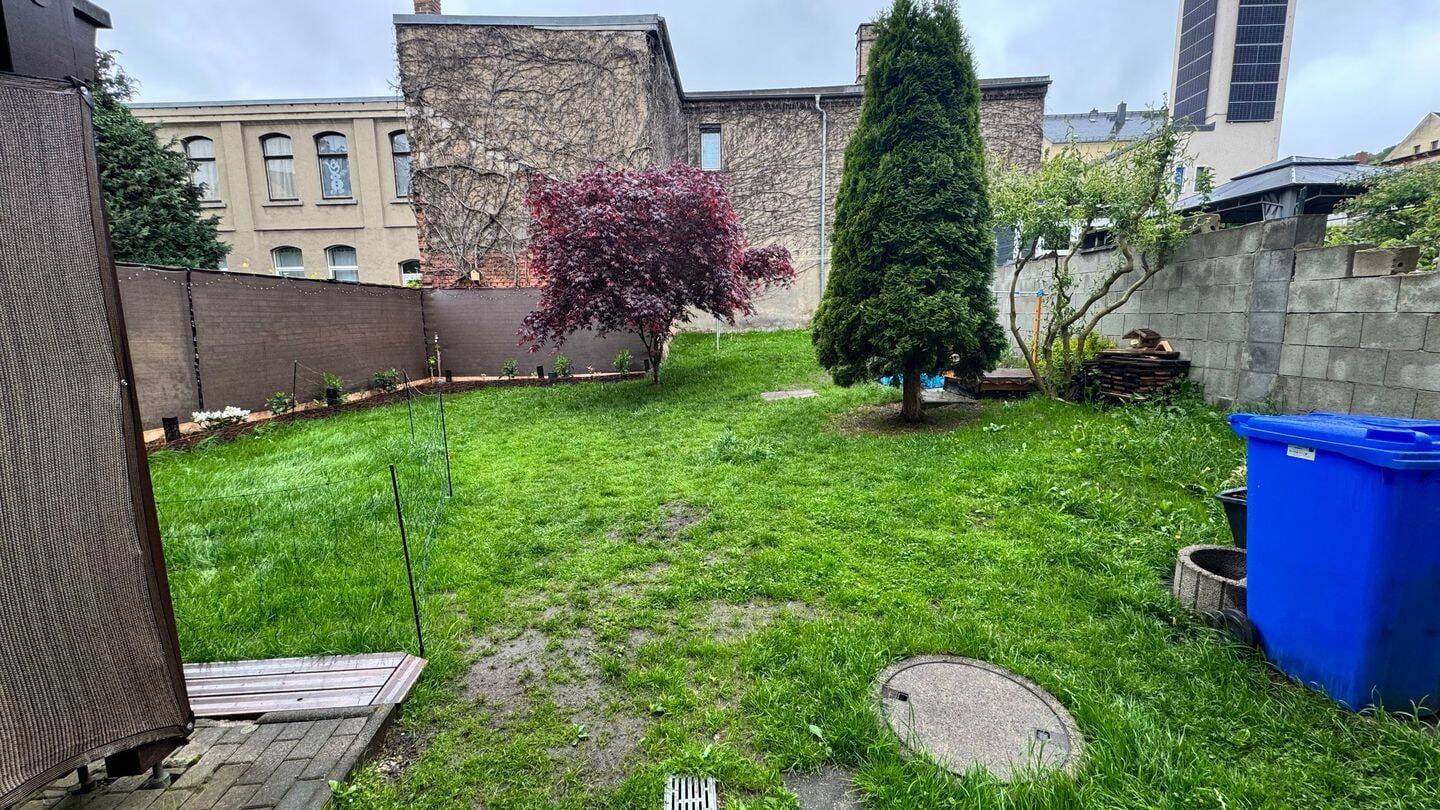 Immobilie in Hohenstein-Ernstthal - Neuwertiges Mehrfamilienhaus mit Balkonen und Terrasse  - Bild 2