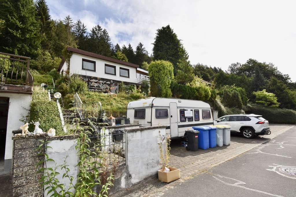 Immobilie in Flörsbachtal - HANDWERKERHAUS IN RUHIGER LAGE - Bild 1