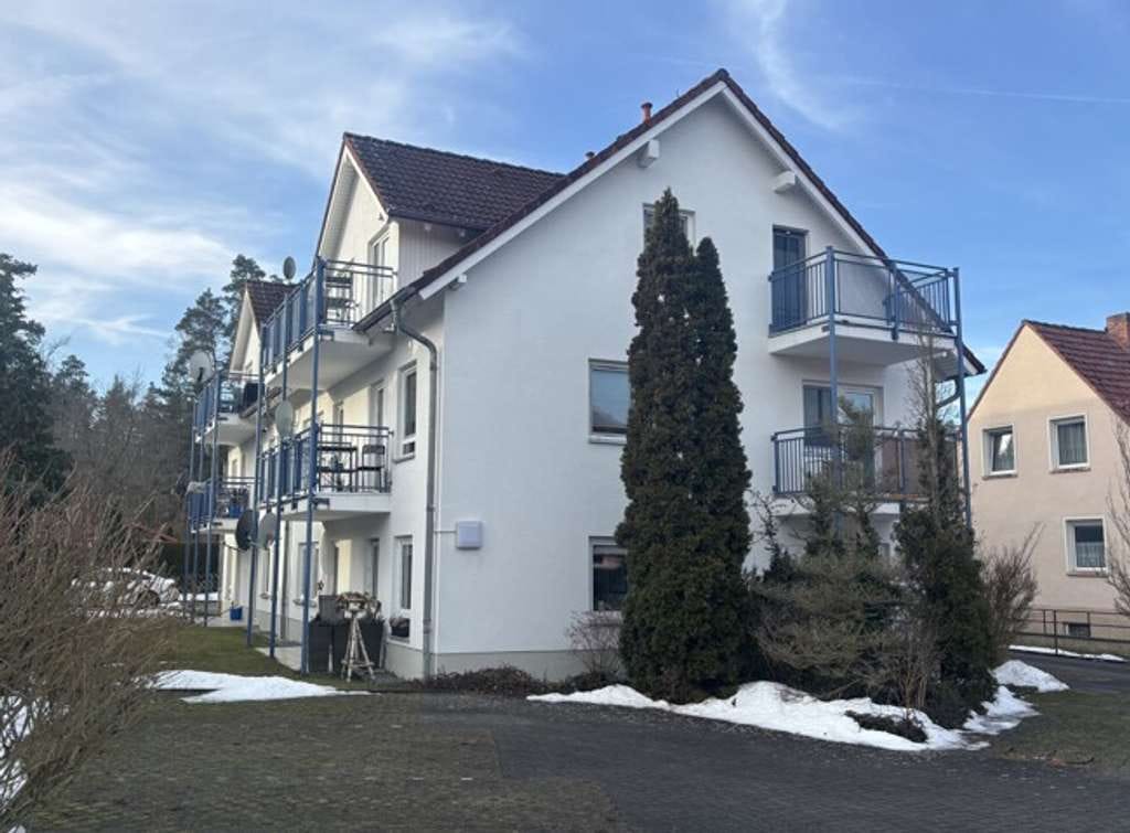 Immobilie in Königsbrück - Sanierungsbedürftige Einzimmerwohnung mit Balkon und Stellplatz - Bild 2